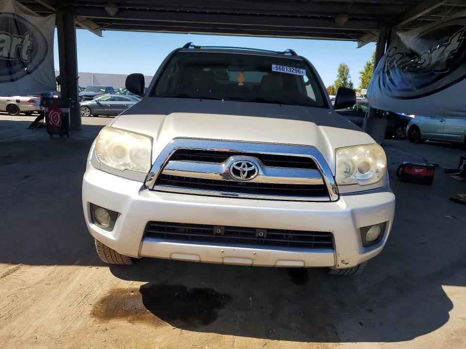 Photo 5 from auction – 2020 TOYOTA 4RUNNER with VIN JTEZU14R770085855