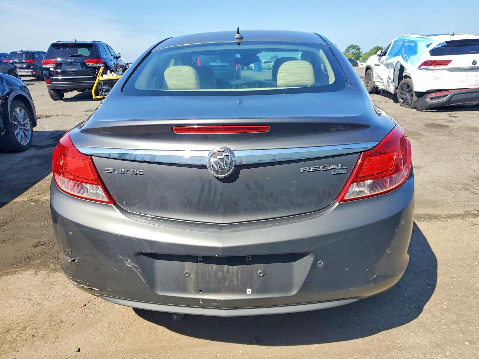 Photo 6 from auction – 2011 BUICK REGAL with VIN W04GU5GC9B1008668