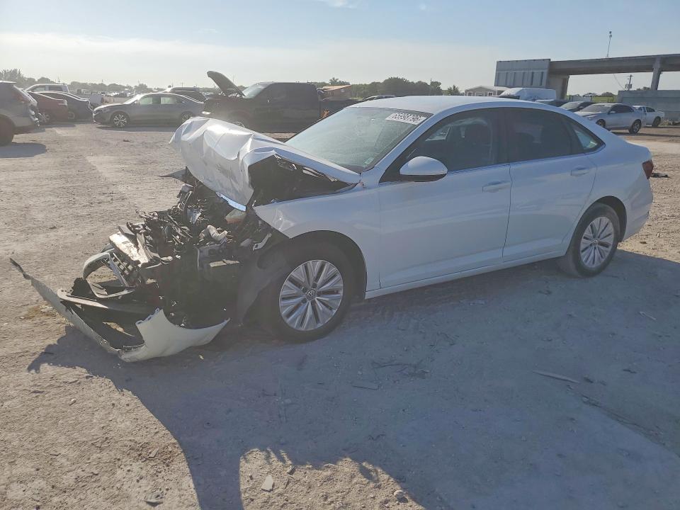 VOLKSWAGEN JETTA 2019 with VIN 3VWC57BU9KM120366 - Photo from auction