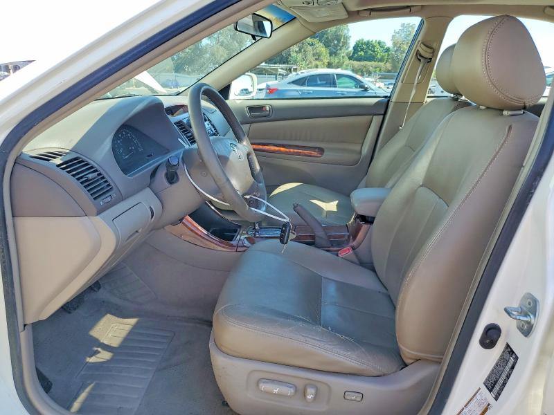 Photo 7 from auction – 2004 TOYOTA CAMRY with VIN JTDBE32K540287626