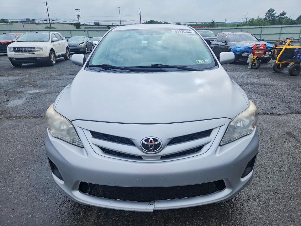 Photo 5 from auction – 2011 TOYOTA COROLLA with VIN 2T1BU4EE3BC704095