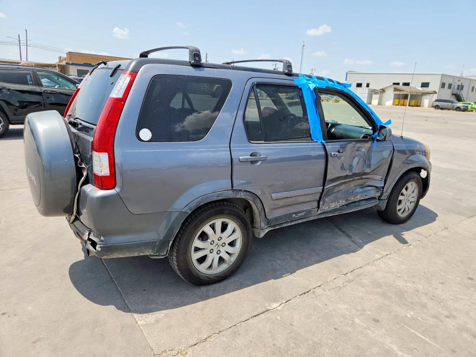 Photo 3 from auction – 2005 HONDA CR-V with VIN JHLRD78975C017345