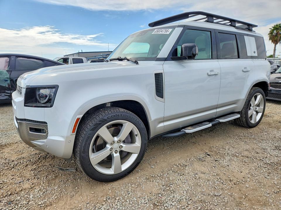 Photo 1 from auction – 2023 LAND ROVER DEFENDER with VIN SALEPEEU8P2151069