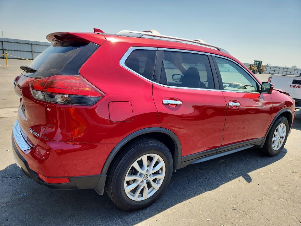 Снимка 3 от търг – 2017 NISSAN ROGUE с VIN JN8AT2MV4HW269368