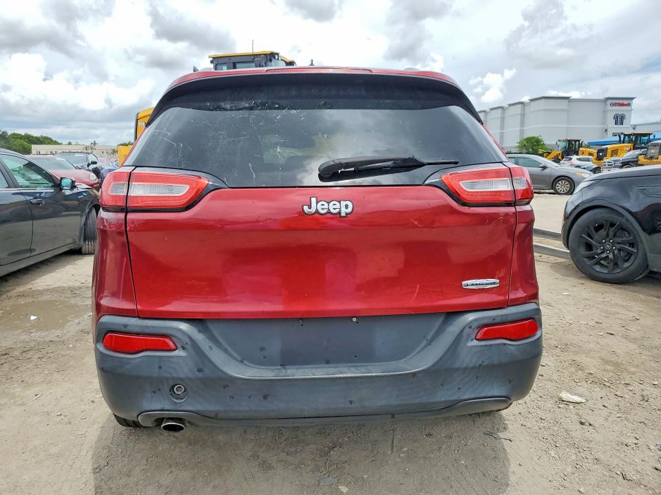 Photo 6 from auction – 2014 JEEP CHEROKEE with VIN 1C4PJLCB7EW249412
