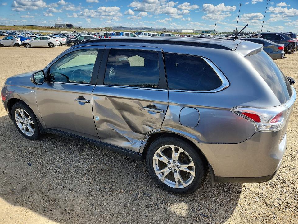 Photo 2 from auction – 2014 MITSUBISHI OUTLANDER with VIN JA4JZ4AX8EZ602459