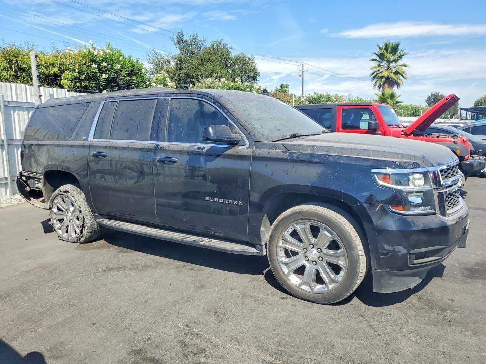 Photo 4 from auction – 2019 CHEVROLET SUBURBAN with VIN 1GNSCHKCXKR403690