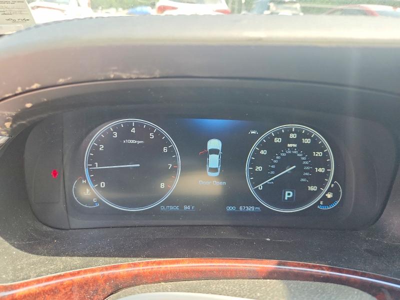 Photo 9 from auction – 2016 HYUNDAI EQUUS with VIN KMHGH4JH5GU102573