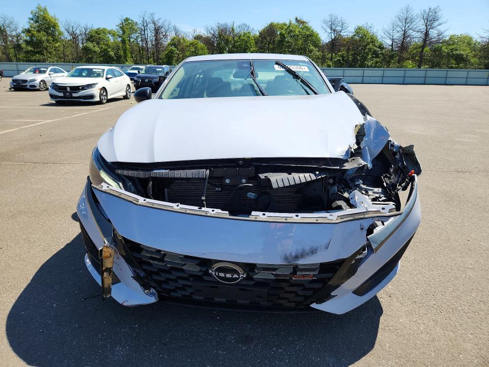 Photo 5 from auction – 2024 NISSAN ALTIMA with VIN 1N4BL4CV9RN325959