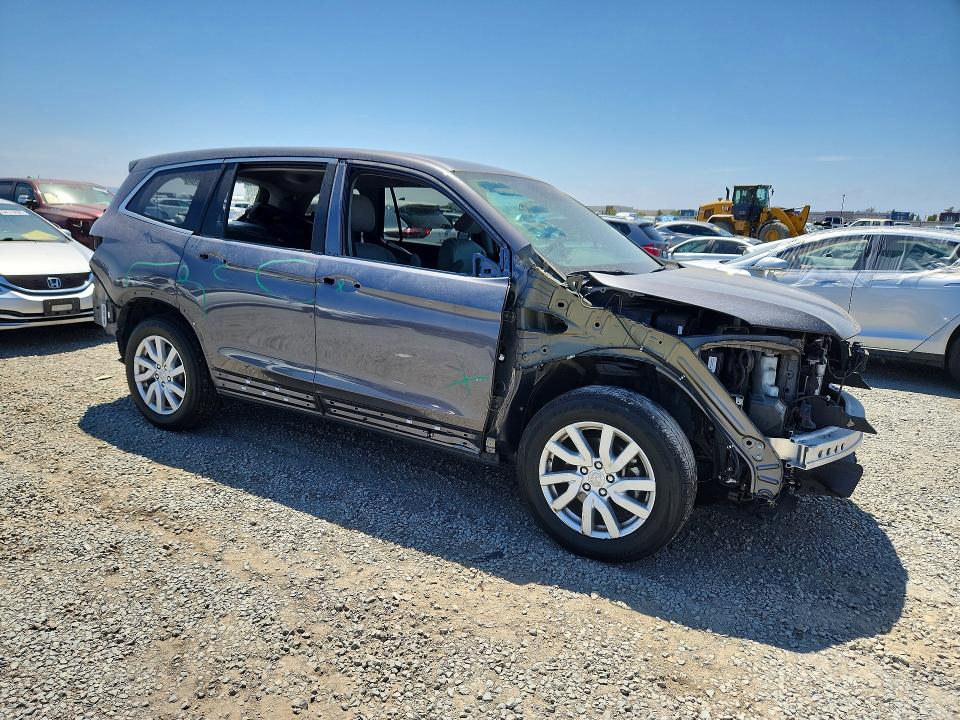 Photo 4 from auction – 2019 HONDA PILOT with VIN 5FNYF5H11KB035520