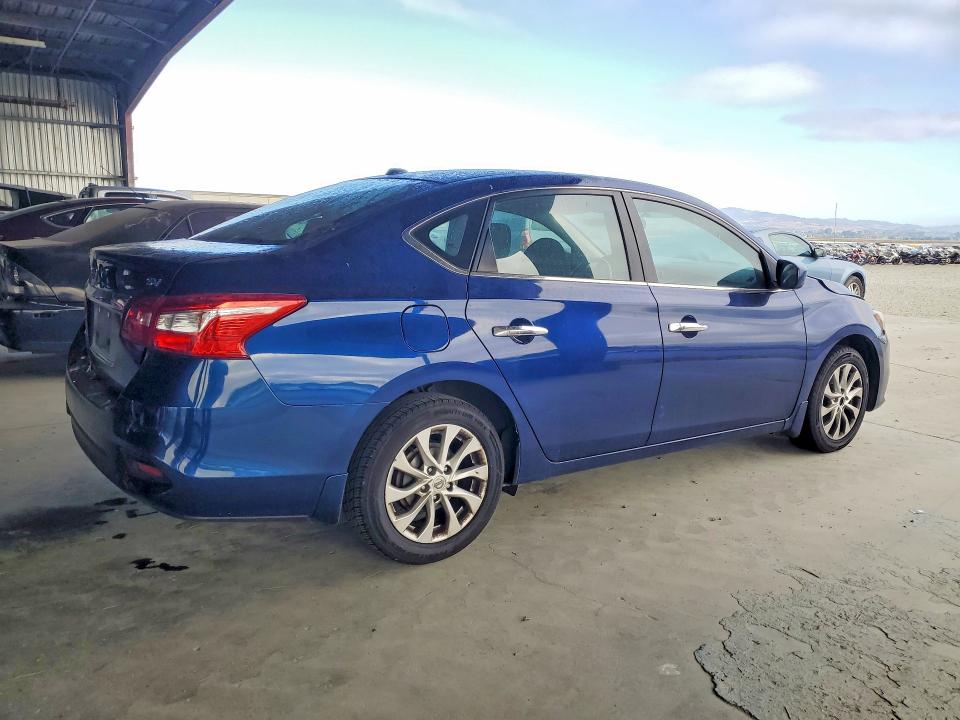 Снимка 3 от търг – 2016 NISSAN SENTRA с VIN 3N1AB7AP8GY318941