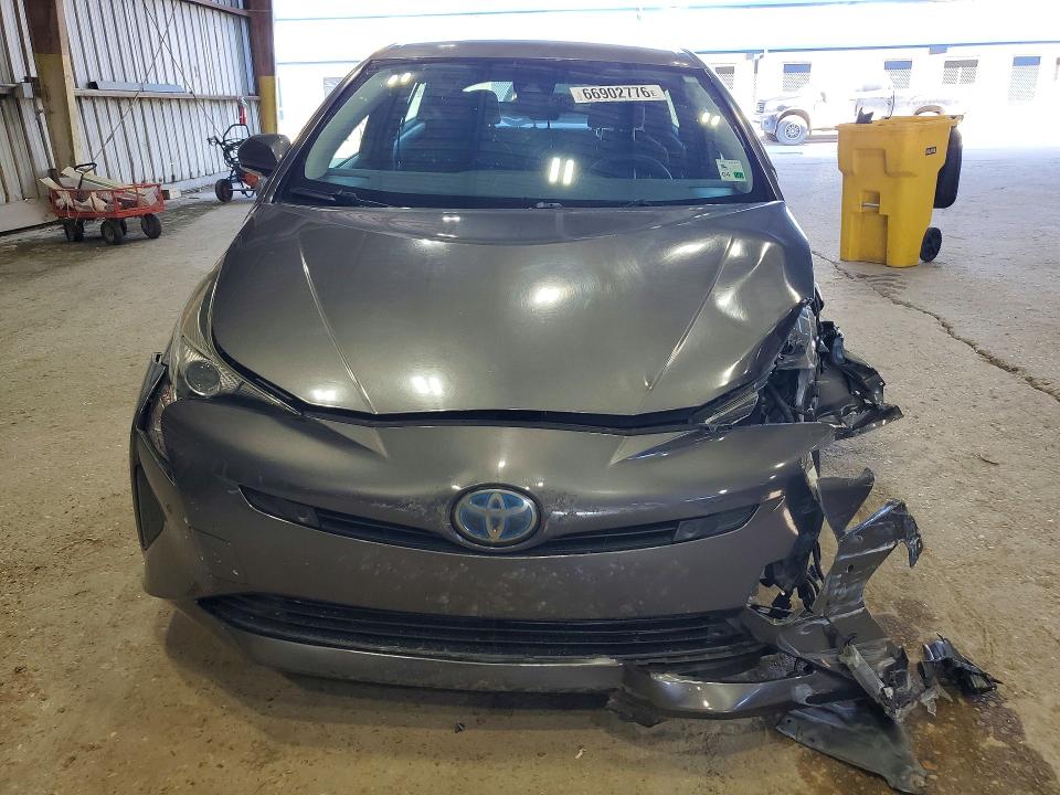 Photo 5 from auction – 2018 TOYOTA PRIUS with VIN JTDKBRFU8J3600430