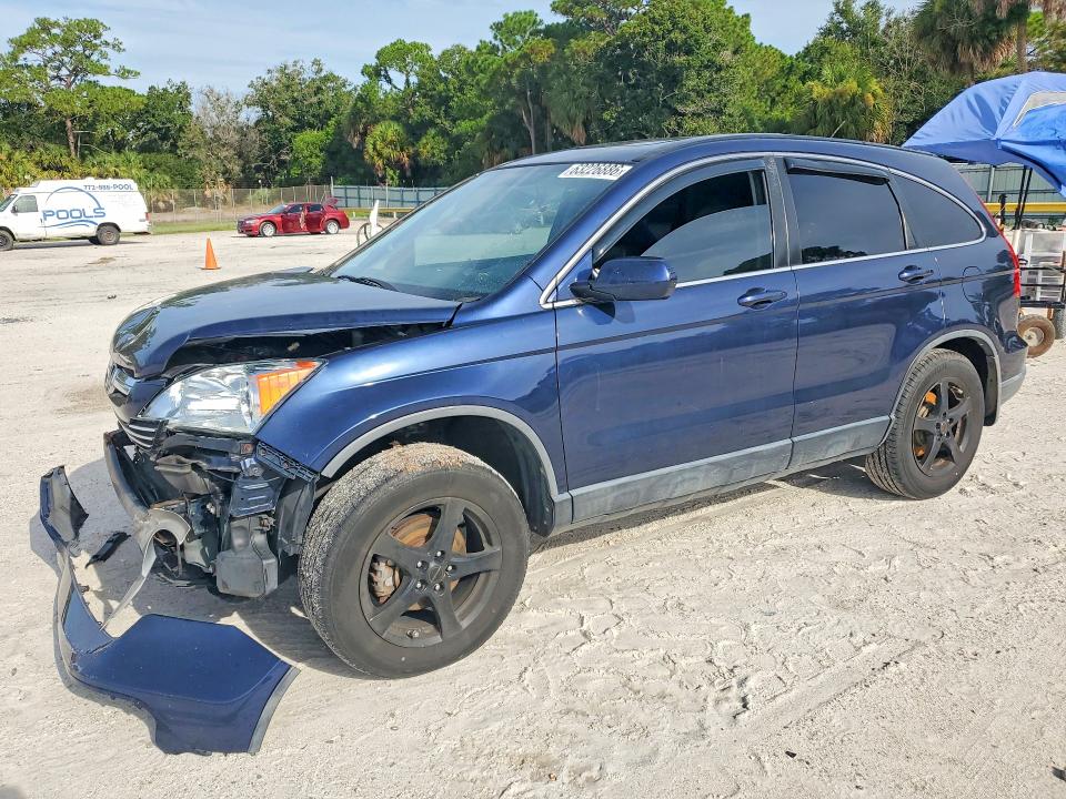 HONDA CR-V 2007 with VIN JHLRE48777C057079 - Photo from auction