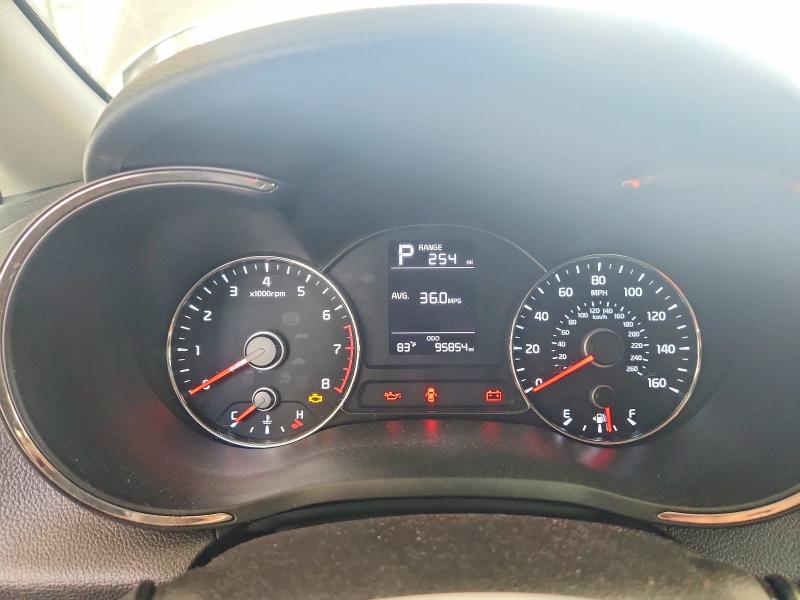 Photo 9 from auction – 2018 KIA FORTE with VIN 3KPFK4A7XJE234372