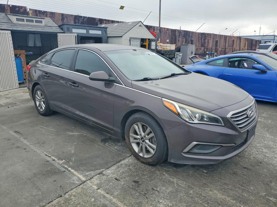 Photo 4 from auction – 2017 HYUNDAI SONATA with VIN 5NPE24AF0HH528386