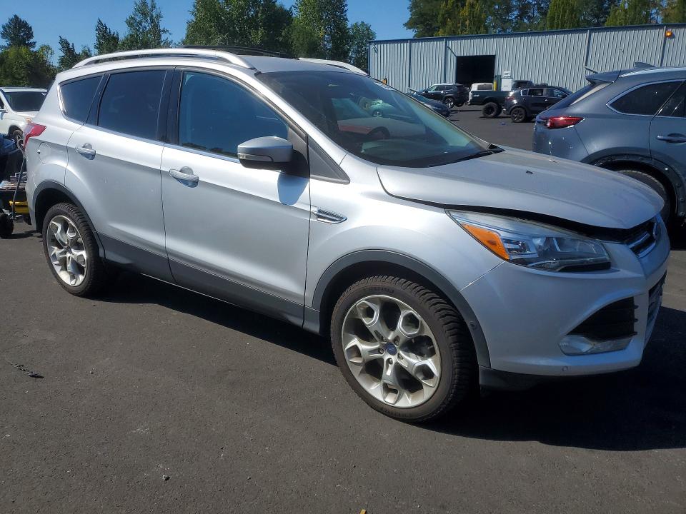 Photo 4 from auction – 2013 FORD ESCAPE with VIN 1FMCU9J95DUC71553