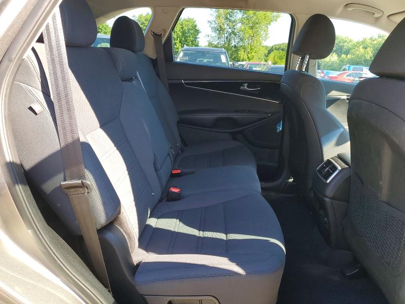 Photo 11 from auction – 2019 KIA SORENTO with VIN 5XYPGDA55KG453233