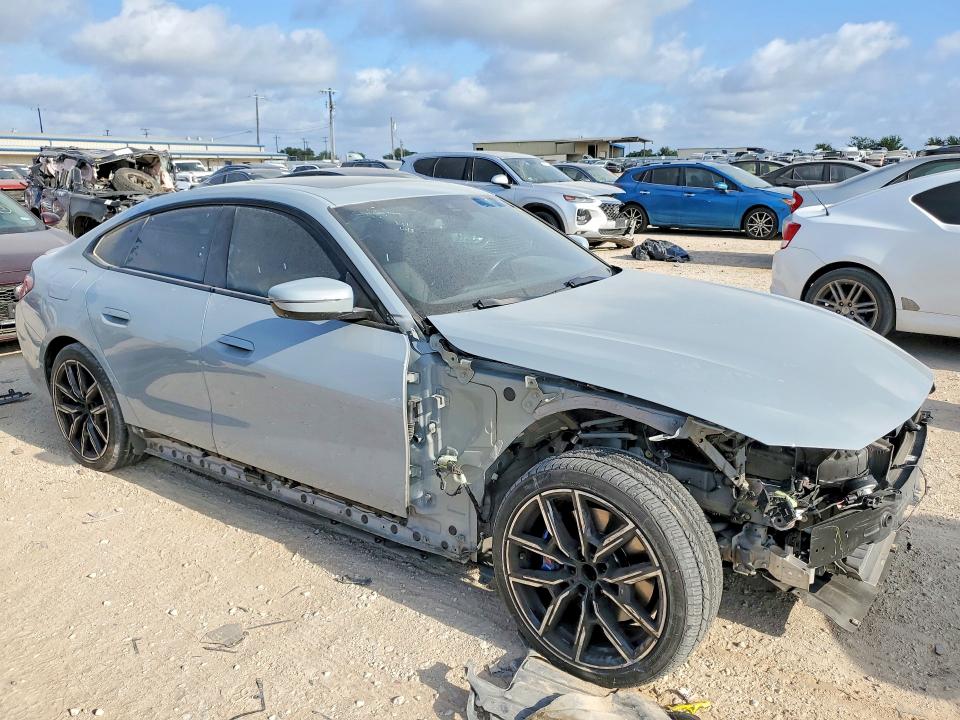 Photo 4 from auction – 2022 BMW 430I with VIN WBA63AV06NFM83303
