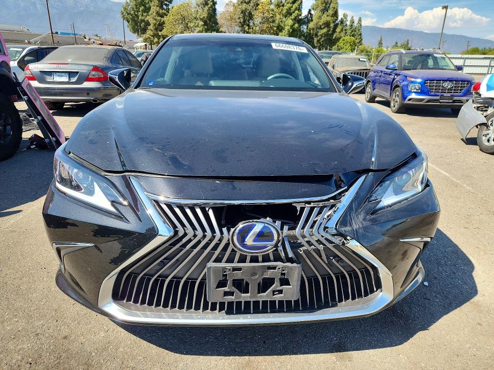 Photo 5 from auction – 2020 LEXUS ES with VIN 58AD21B12LU009677