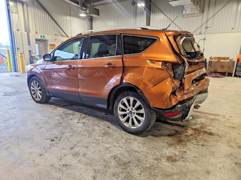 Photo 2 from auction – 2017 FORD ESCAPE with VIN 1FMCU9J91HUE40540