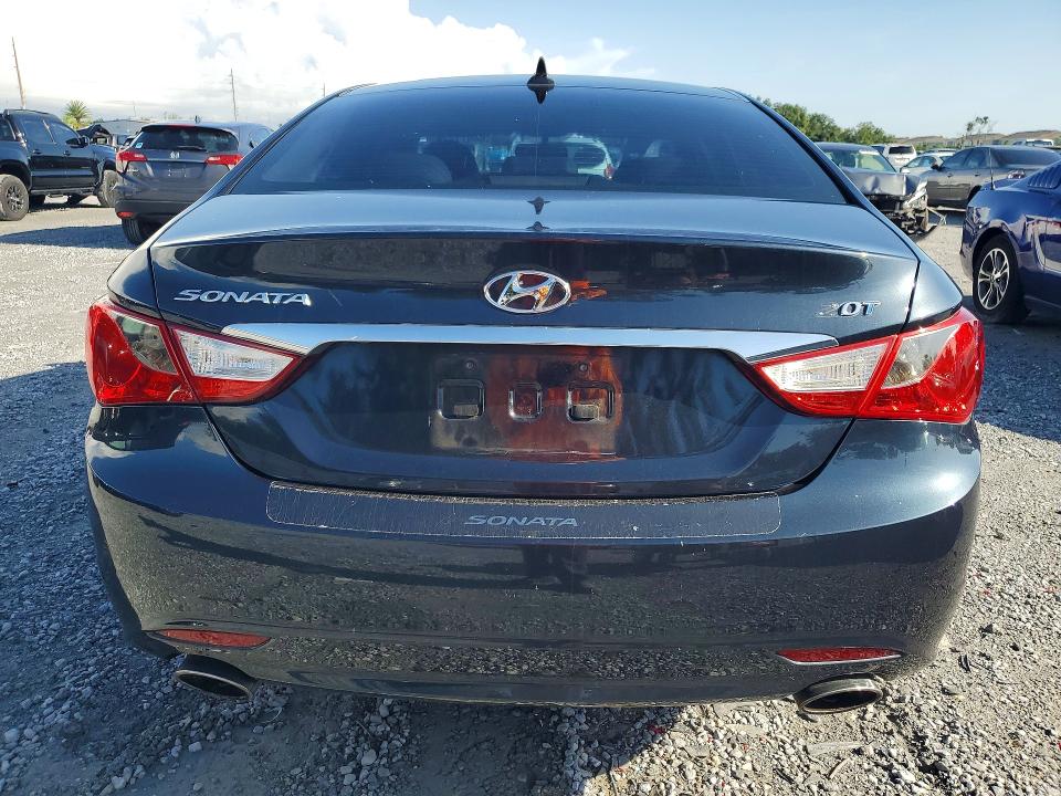 Photo 6 from auction – 2011 HYUNDAI SONATA with VIN 5NPEC4AB8BH315669