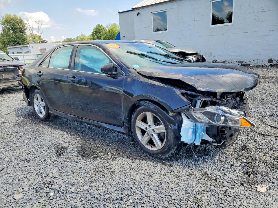 Foto 4 de la subasta – 2014 TOYOTA CAMRY con VIN 4T1BF1FK2EU429822