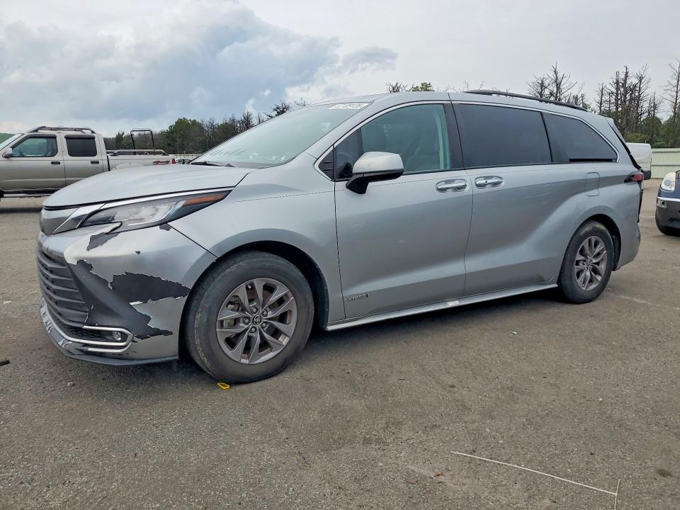 2021 TOYOTA SIENNA - Търг №67109126