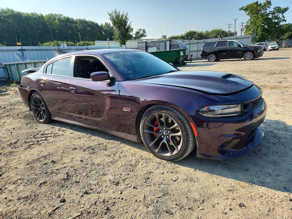 Photo 4 from auction – 2020 DODGE CHARGER with VIN 2C3CDXGJ7LH211757