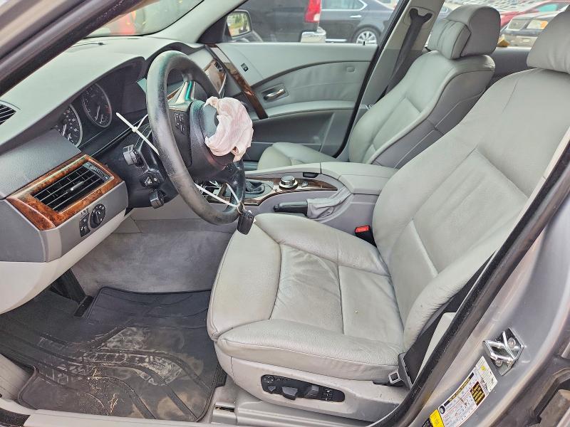 Photo 7 from auction – 2007 BMW 530 with VIN WBANE73577CM53285