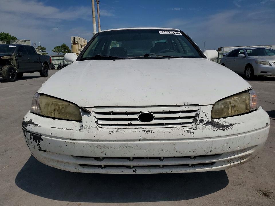 Photo 5 from auction – 1999 TOYOTA CAMRY with VIN JT2BG28K2X0320252