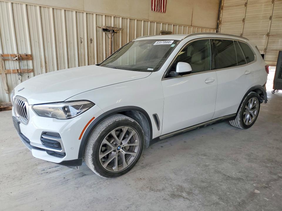 BMW X5 2022 with VIN 5UXCR6C04N9K72702 - Photo from auction