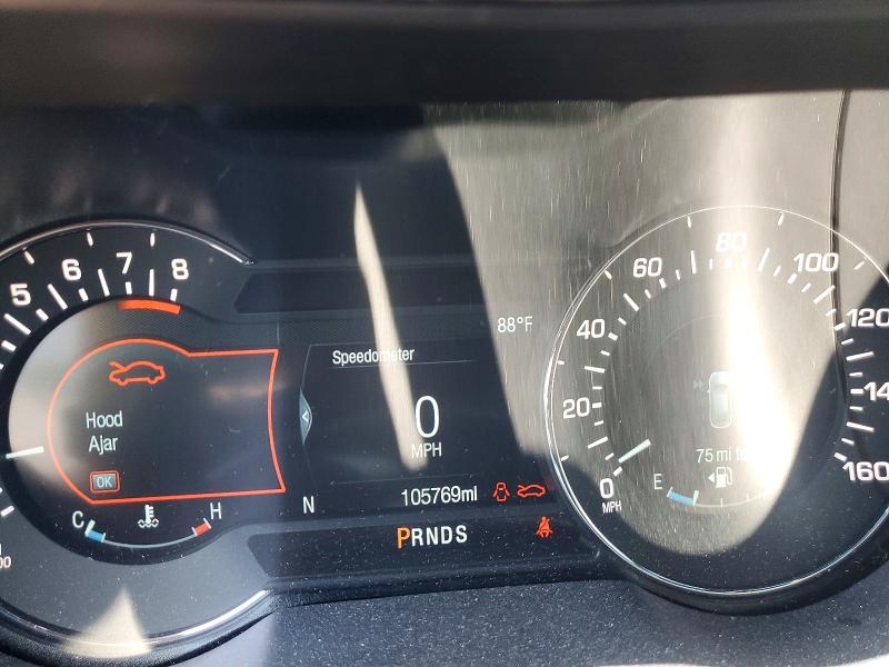 Photo 9 from auction – 2017 LINCOLN MKZ with VIN 3LN6L5FC4HR631292