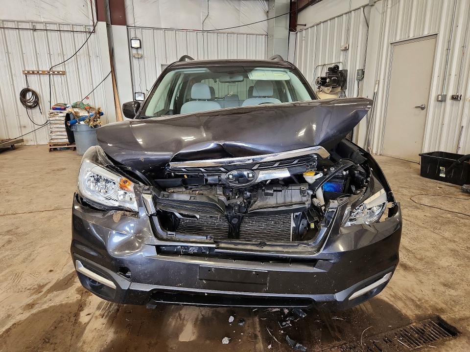 Photo 5 from auction – 2018 SUBARU FORESTER with VIN JF2SJAEC6JG527288