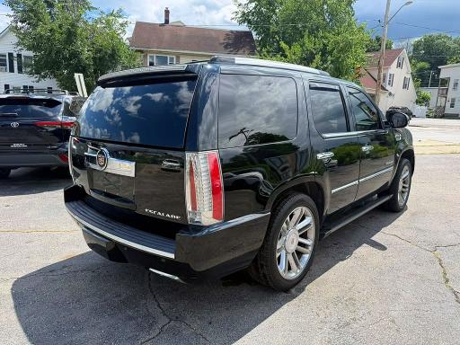 Photo 3 from auction – 2014 CADILLAC ESCALADE with VIN 1GYS4DEF4ER228078
