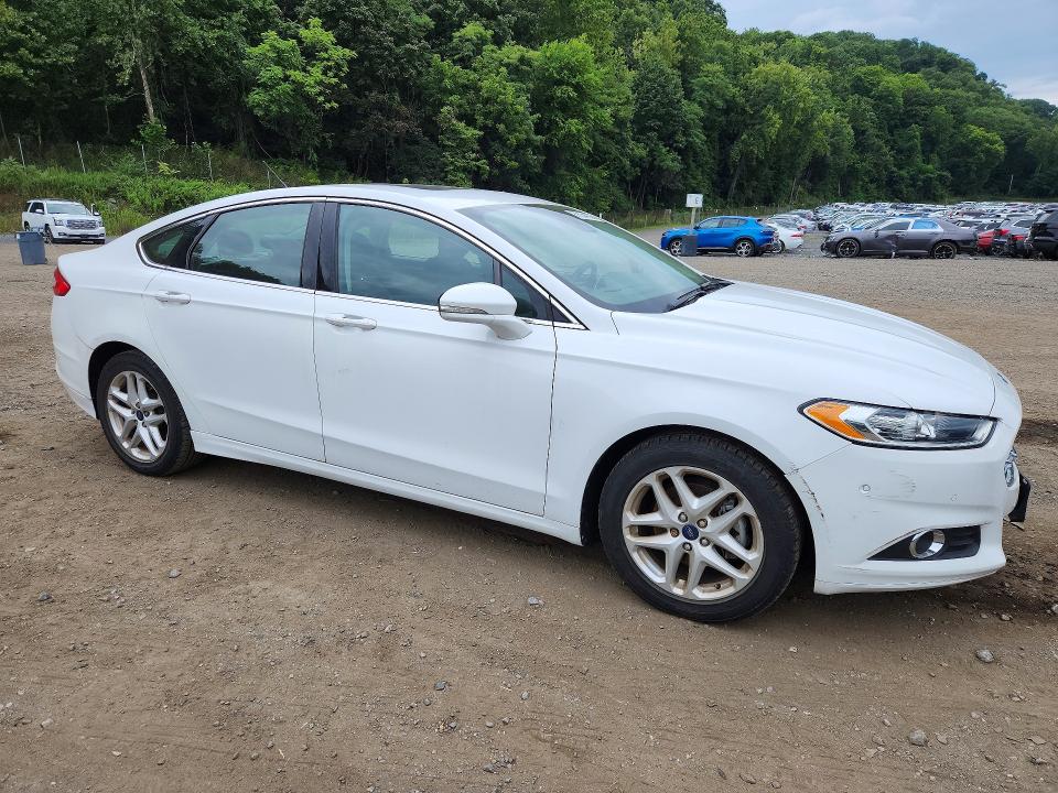 Photo 4 from auction – 2014 FORD FUSION with VIN 3FA6P0HD3ER172856