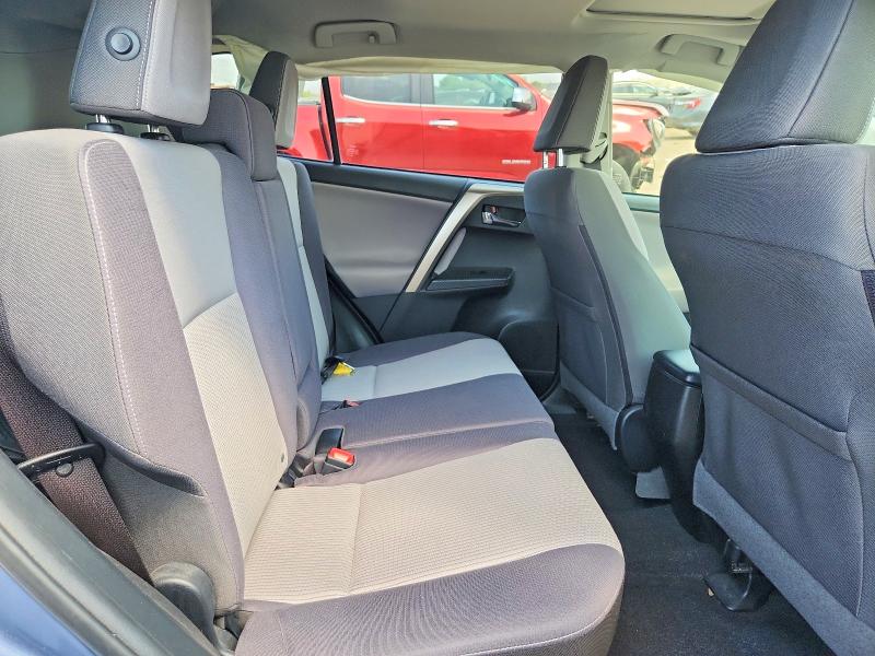 Photo 10 from auction – 2014 TOYOTA RAV4 with VIN JTMRFREVXED048751