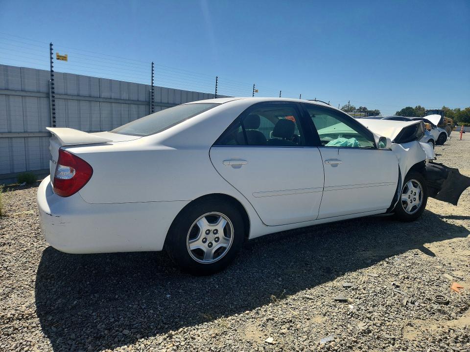Photo 3 from auction – 2003 TOYOTA CAMRY with VIN 4T1BF32K73U043623