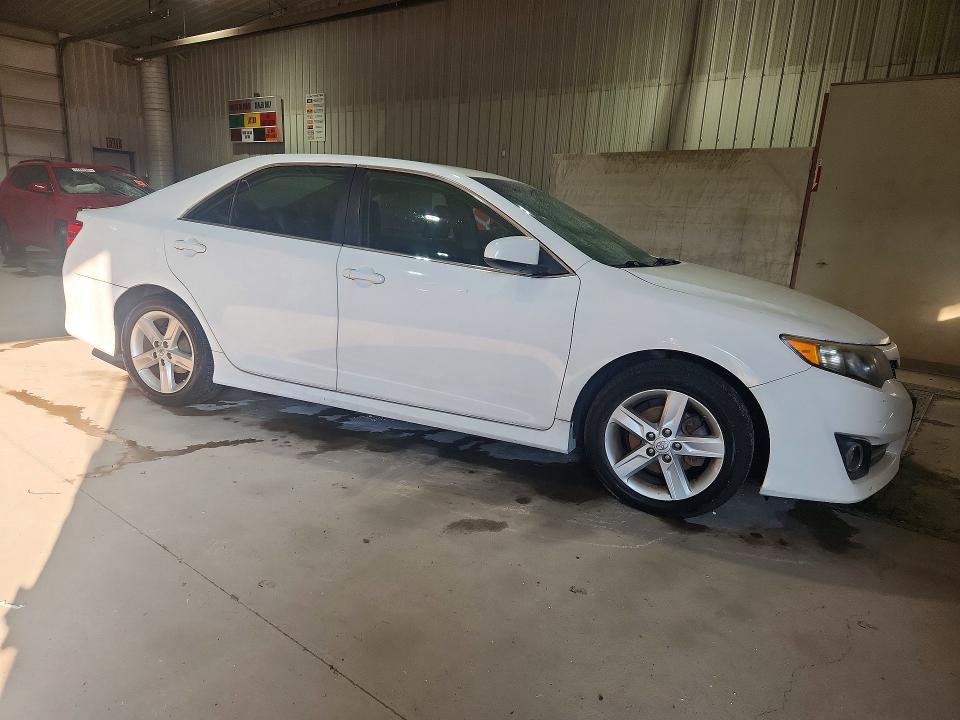 Photo 4 from auction – 2013 TOYOTA CAMRY with VIN 4T1BF1FK9DU296653