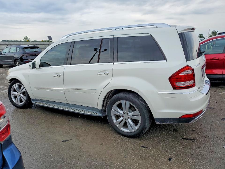 Zdjęcie 2 z aukcji – 2011 MERCEDES-BENZ GL z VIN 4JGBF7BE2BA698533
