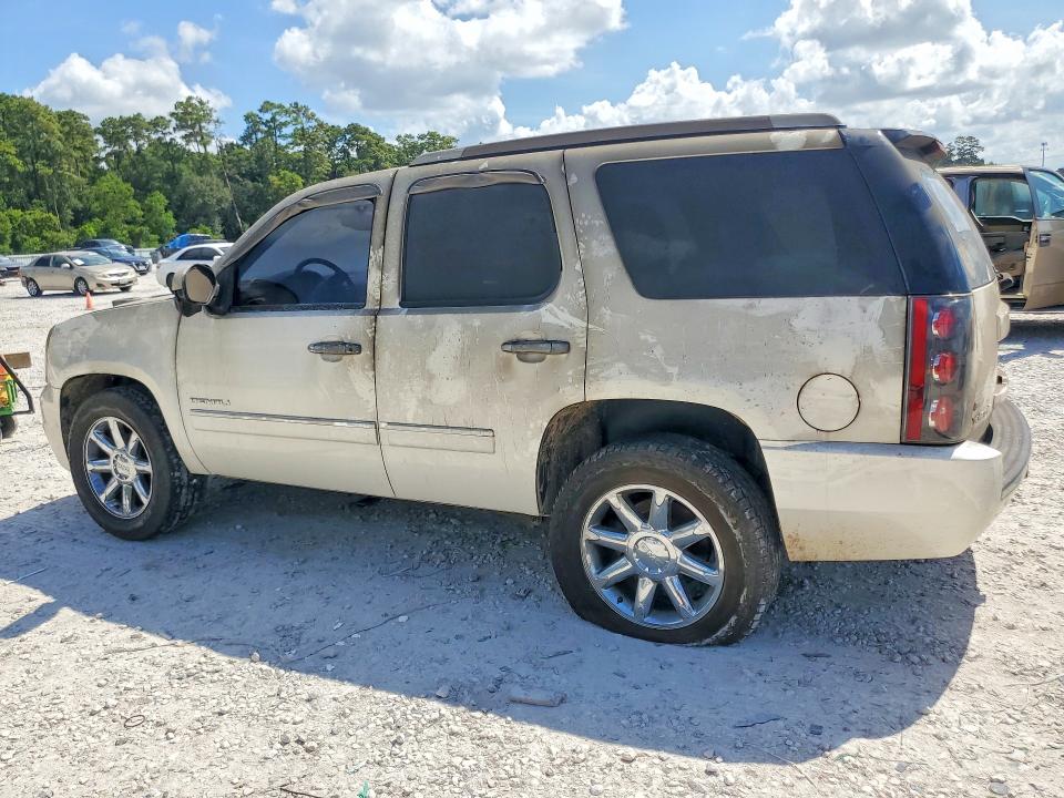 Photo 2 from auction – 2011 GMC YUKON with VIN 1GKS1EEF5BR122713