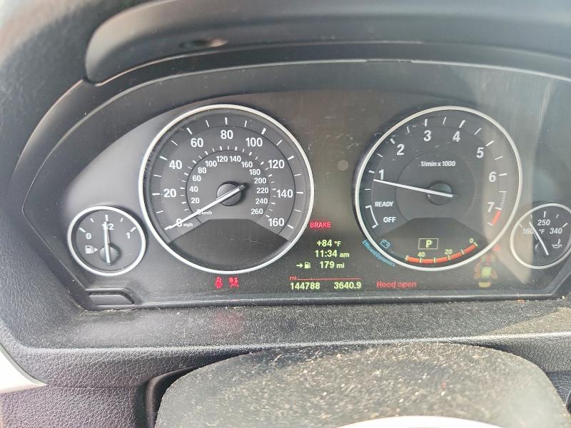 Photo 9 from auction – 2014 BMW 320 with VIN WBA3C3C57EF983757
