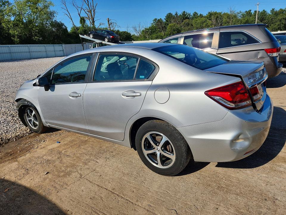 Photo 2 from auction – 2015 HONDA CIVIC with VIN 19XFB2F75FE094414