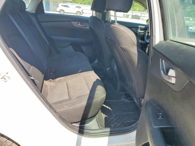 Photo 10 from auction – 2020 KIA FORTE with VIN 3KPF24AD7LE191201