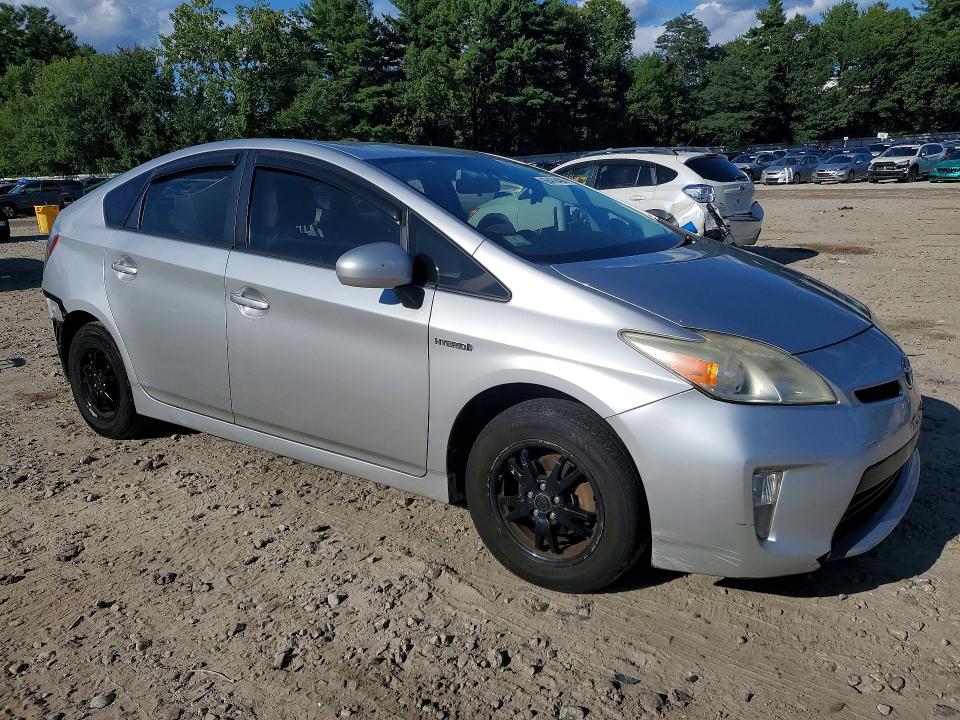 Photo 4 from auction – 2012 TOYOTA PRIUS with VIN JTDKN3DUXC1557392