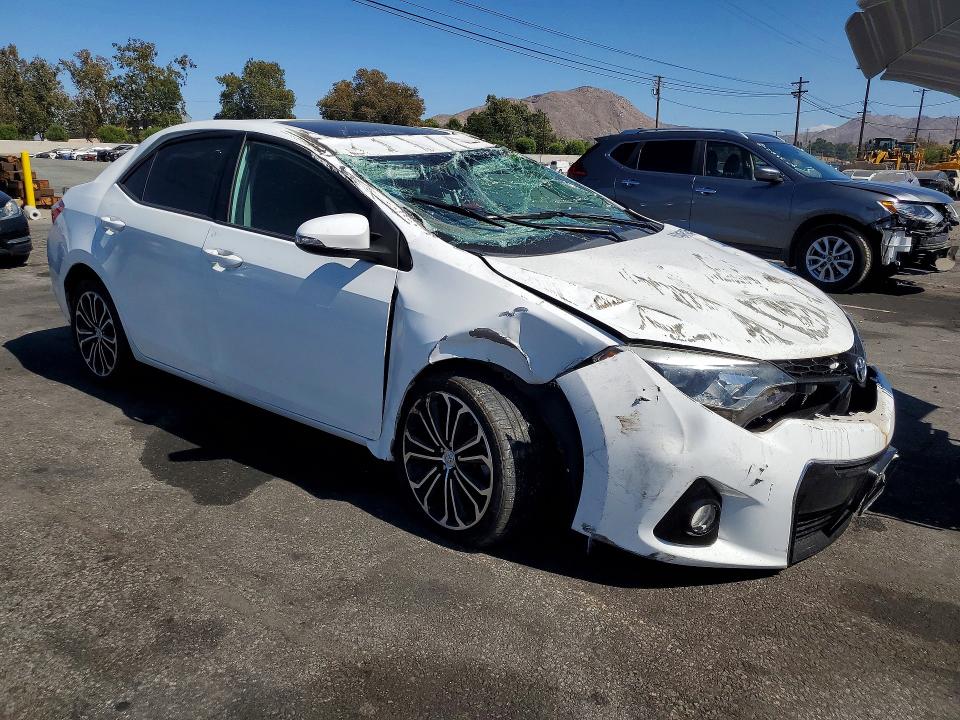Photo 4 from auction – 2014 TOYOTA COROLLA with VIN 5YFBURHE9EP103867