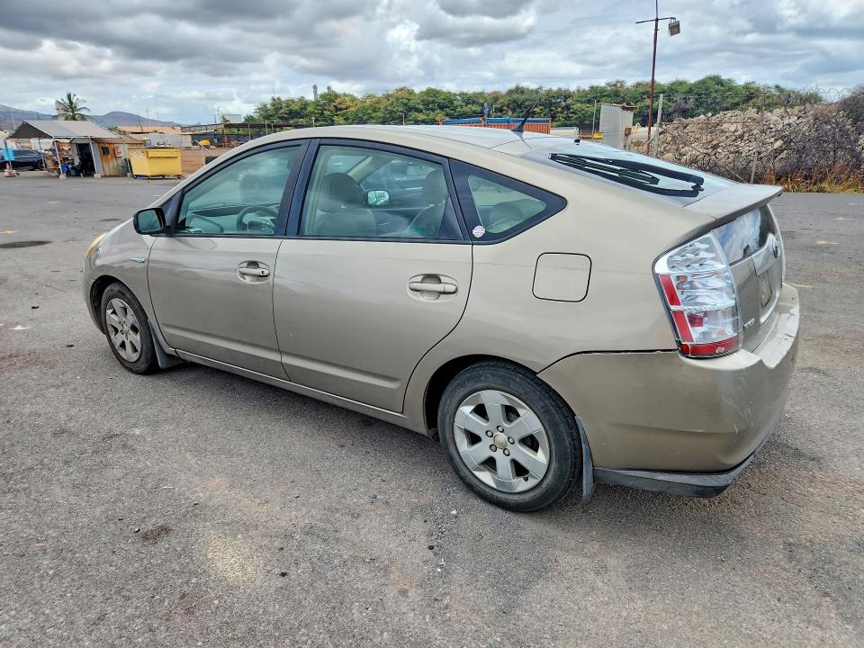 Снимка 2 от търг – 2006 TOYOTA PRIUS с VIN JTDKB20U563176213