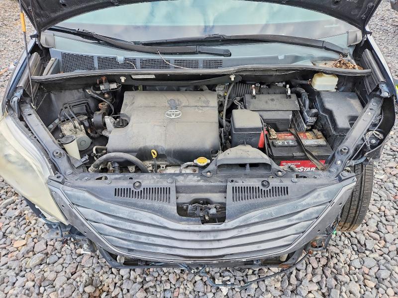 Photo 12 from auction – 2015 TOYOTA SIENNA with VIN 5TDYK3DC5FS655392