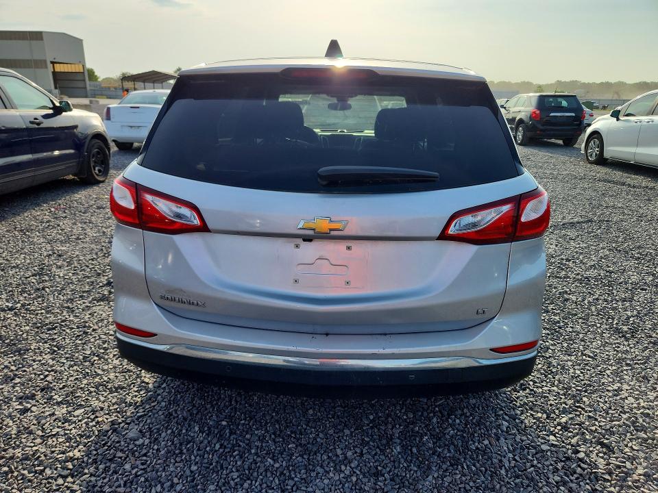 Photo 6 from auction – 2019 CHEVROLET EQUINOX with VIN 2GNAXJEV8K6274106