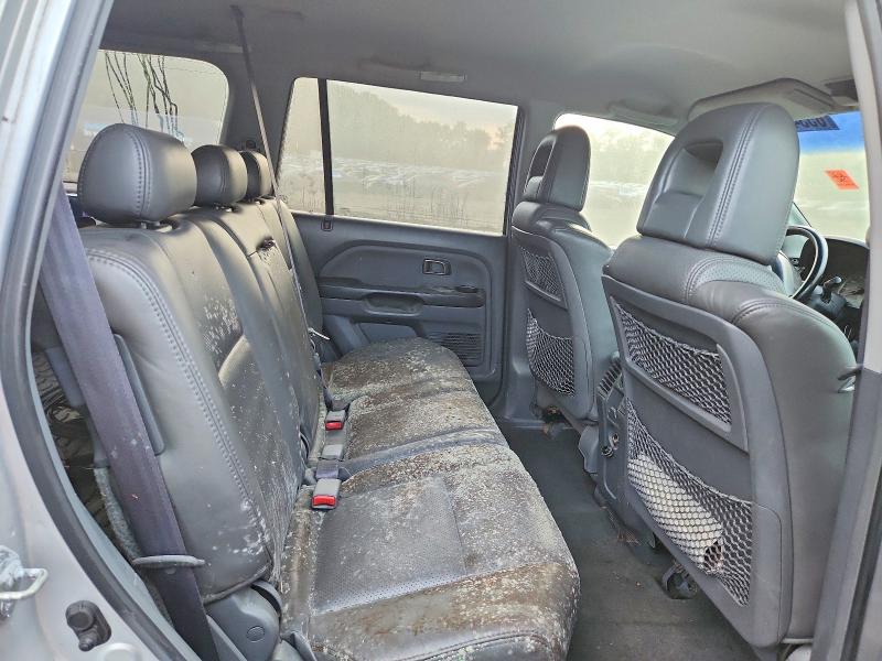 Photo 11 from auction – 2004 HONDA PILOT with VIN 2HKYF18724H575931