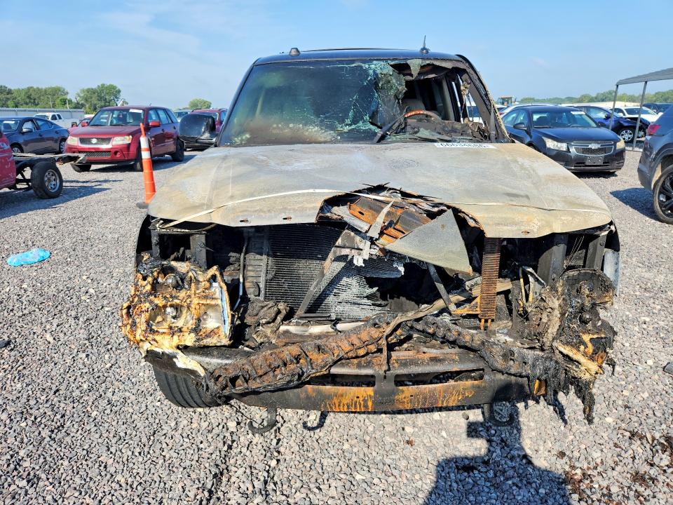 Zdjęcie 5 z aukcji – 2004 CADILLAC ESCALADE z VIN 1GYEK63N84R280398
